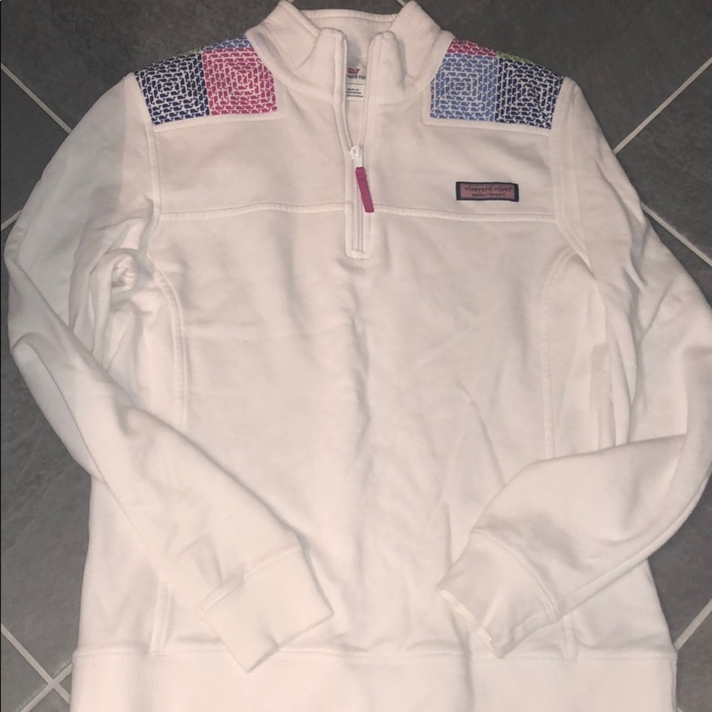 vineyard vines quarter zip (XS)